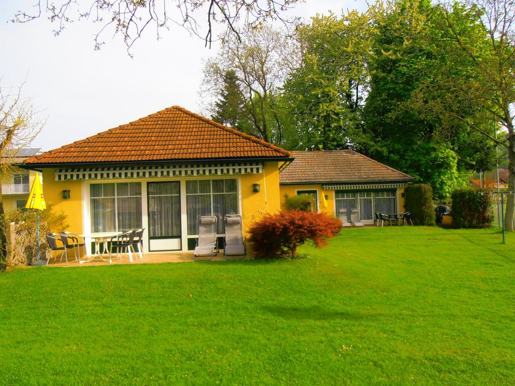 Ferienanlage Seehof Krumpendorf Exterior photo